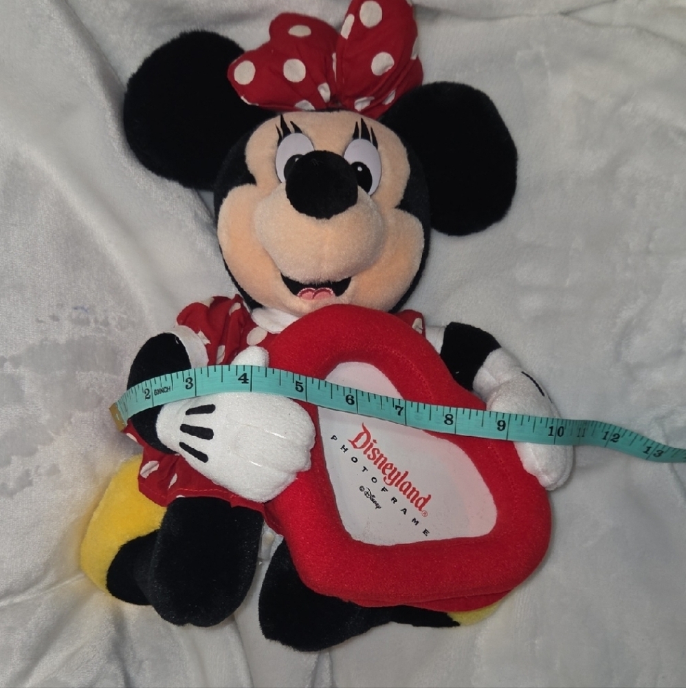 Disneyland Minnie Mouse Plush with‎ Heart Frame - Picture 11 of 11